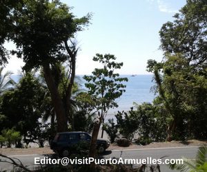 www.visitPuertoArmuelles.com