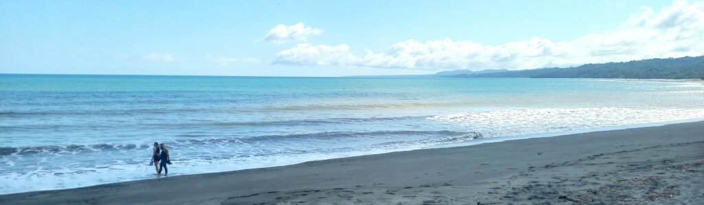 www.visitpuertoarmuelles.com
